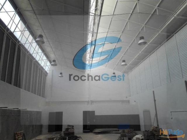 Armazém alugar em Vila Nova De Gaia, Porto