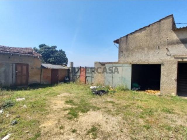 Armazém venda em Anadia, Aveiro
