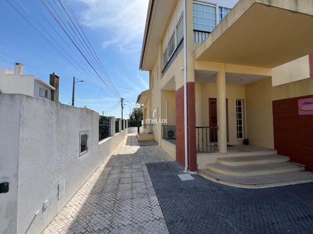 Loja alugar em Murches, Cascais
