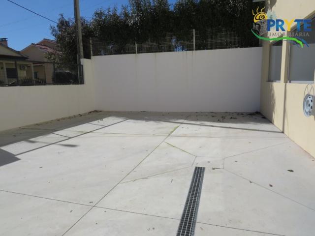 Armazém alugar em Castelo Branco, Cumeada