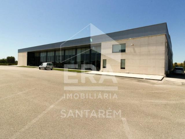Armazém venda em Arneiro dos Borralhos, Santarém