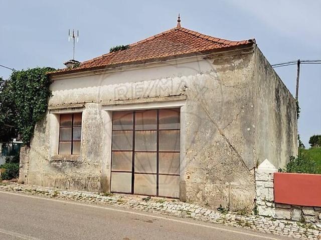 Armazém venda em Coz, Alpedriz e Montes, Alcobaça