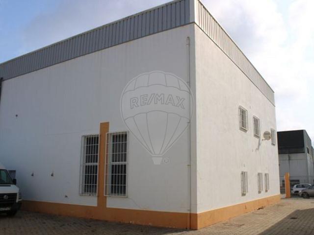 Armazém venda em Pateiro, Parchal