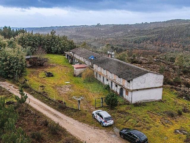 Armazém venda em Lobão da Beira, Tondela