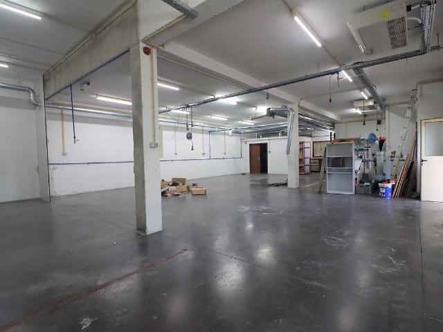 Armazém venda em Pombeiro de Ribavizela, Felgueiras