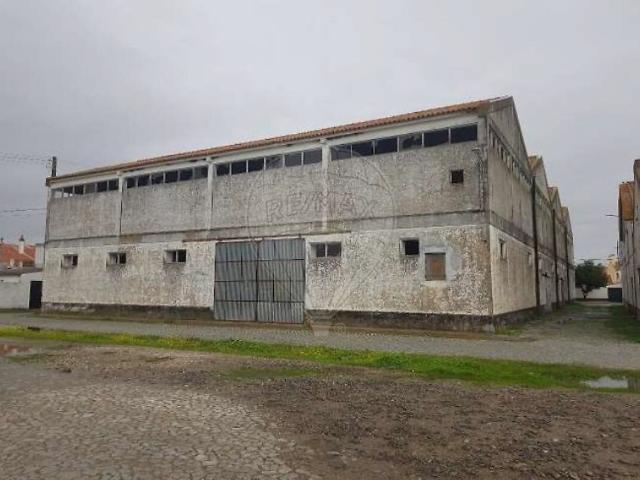Armazém venda em Reguengos de Monsaraz