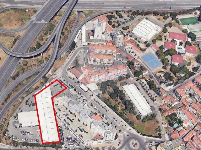 Armazém venda em Sacavém e Prior Velho, Loures
