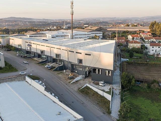 Armazém venda em Santo Tirso, Porto
