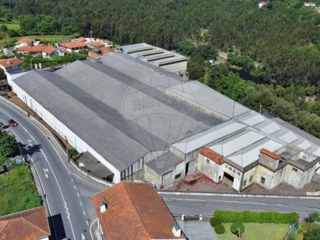 Armazém venda em Santo Tirso, Porto