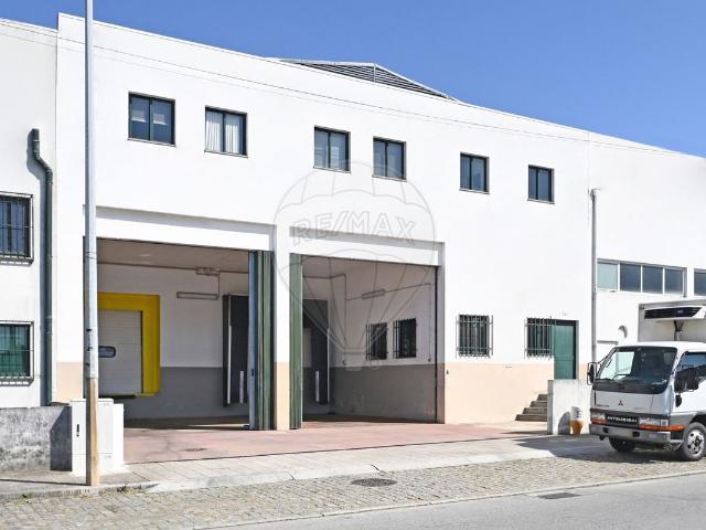 Armazém venda em Valongo, Ermesinde