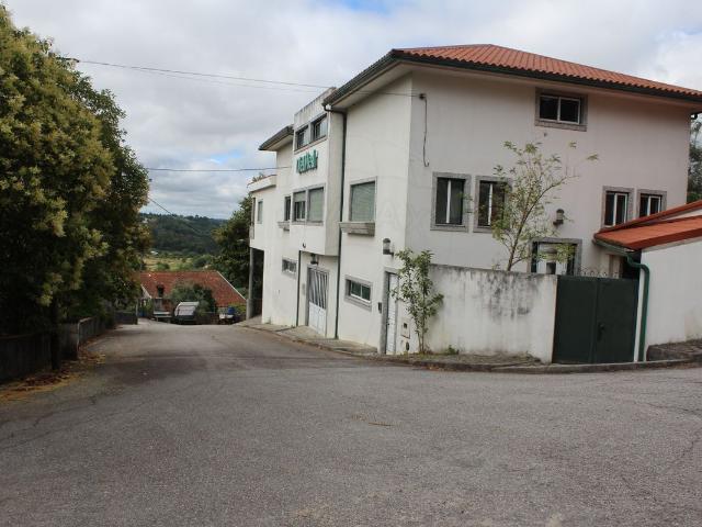Prédio venda em Corvos-à-Nogueira, Viseu