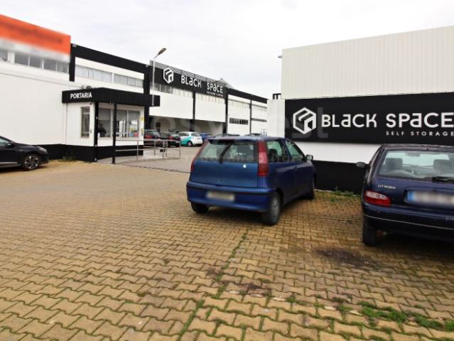 Armazém alugar em Bairro das Morçoas, Moita