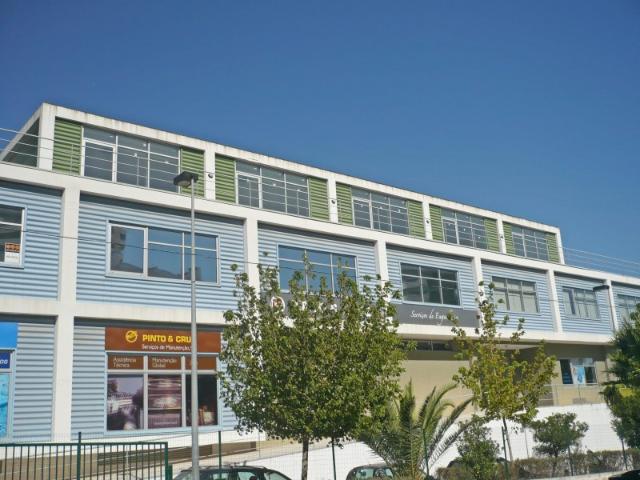 Armazém alugar em Póvoa De Santa Iria, Lisboa