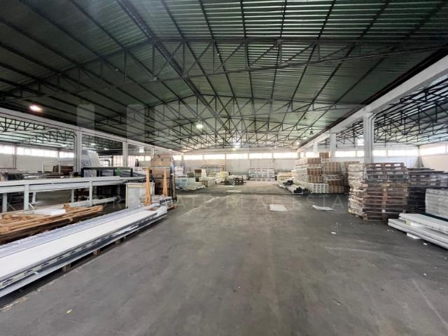 Armazém alugar em Bougado (São Martinho e Santiago), Trofa
