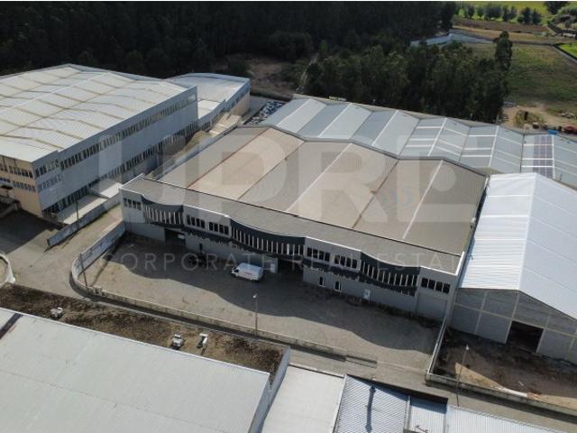 Armazém alugar em Bougado (São Martinho e Santiago), Trofa