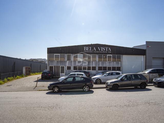 Armazém alugar em Marecos, Porto