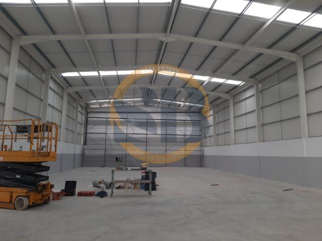 Armazém alugar em Santa Maria Da Feira, Aveiro