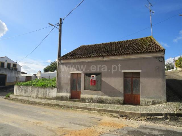 Armazém venda em Rio Maior, Alfouvés