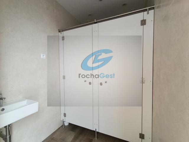 Armazém alugar em Vila Nova De Gaia, Porto