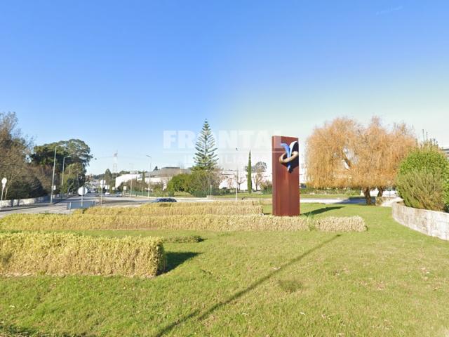 Armazém alugar em Maia, Barreiros