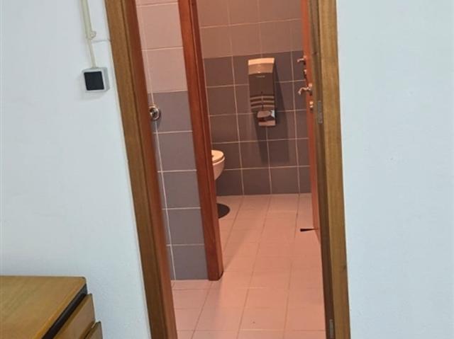 Armazém alugar em Maia, Gueifães