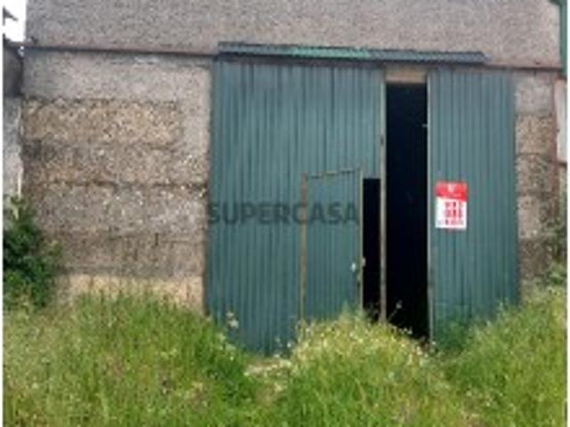Armazém venda em Chaves, Vila Real