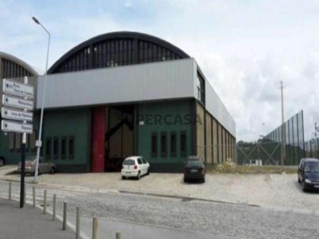 Armazém venda em Porto
