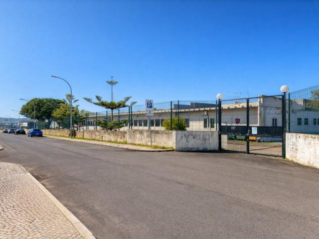 Loja venda em Poço do Bispo, Lisboa