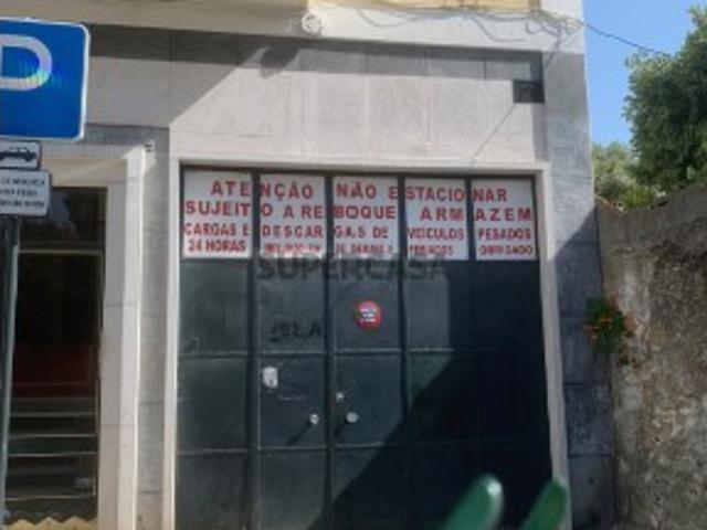 Armazém venda em Estrela, Lisboa