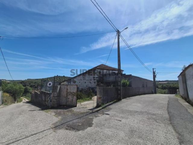 Armazém venda em Alcanena, Santarém