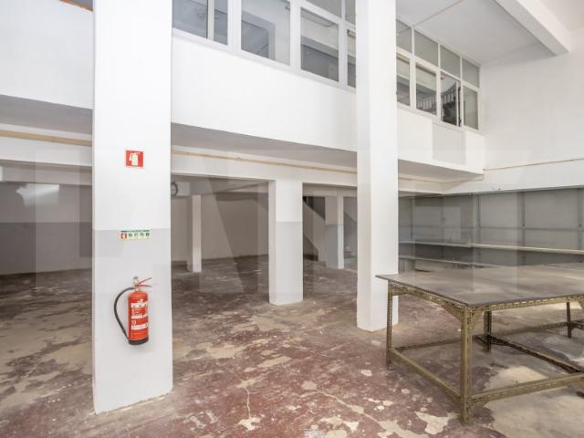 Armazém alugar em Setúbal