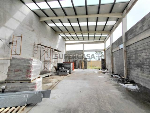 Armazém venda em Seixal, Setúbal