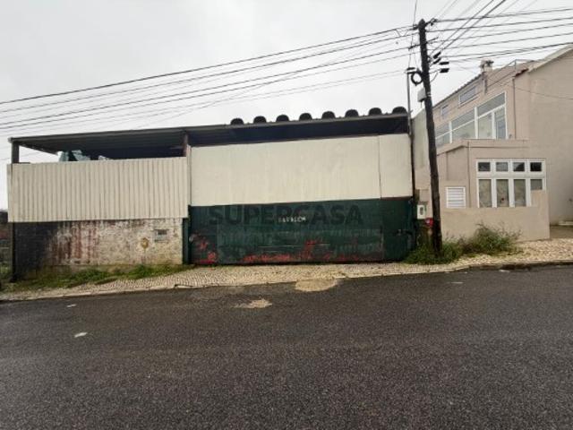 Armazém venda em Pirescoxe, Santiago Dos Velhos