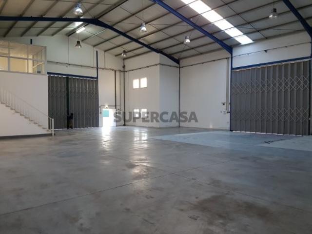 Armazém venda em Abóboda, Cascais