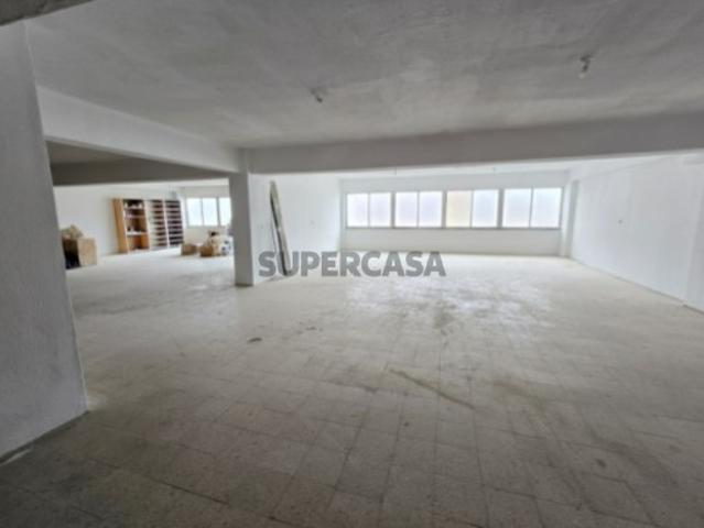 Armazém venda em Serra da Amoreira, Odivelas