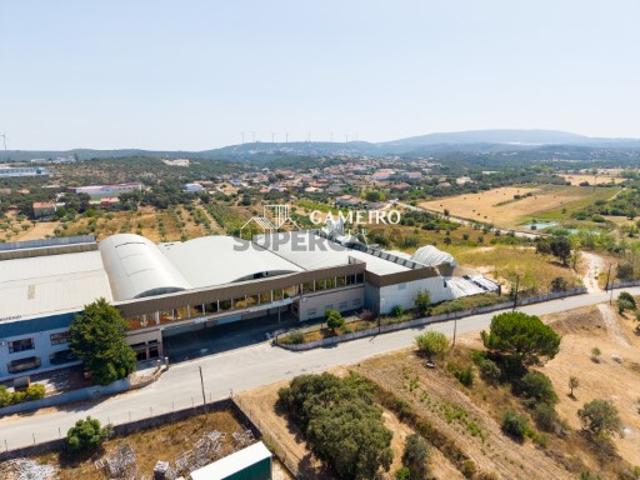 Armazém venda em Ourém, Santarém