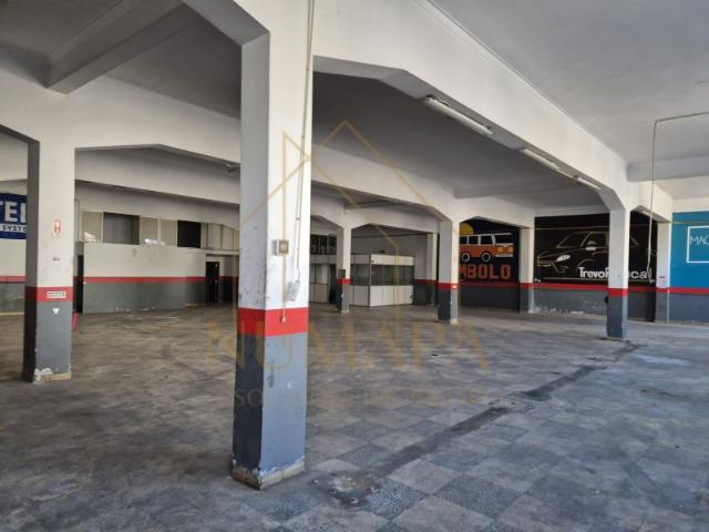 Armazém alugar em Cruz de Pau, Amora