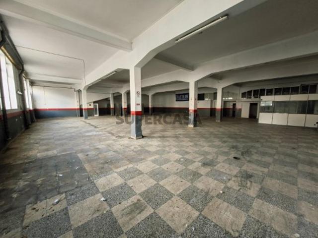Armazém venda em Seixal, Setúbal