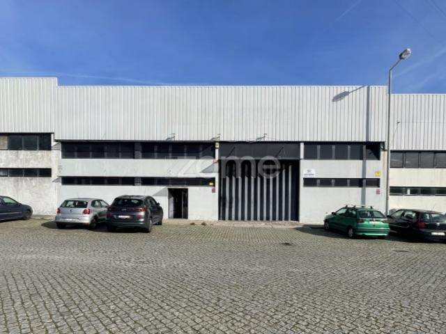 Armazém venda em Maia, Barca