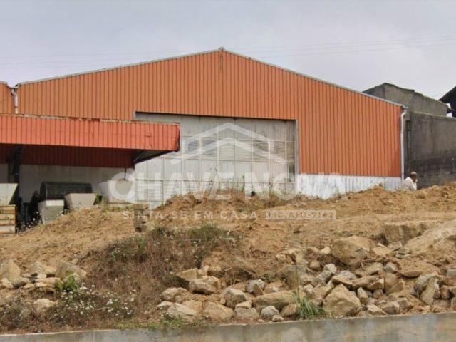Armazém alugar em Santa Maria Da Feira