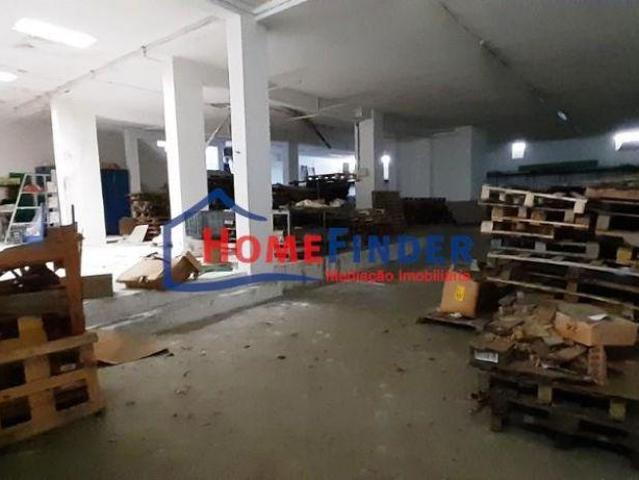 Armazém alugar em Braga