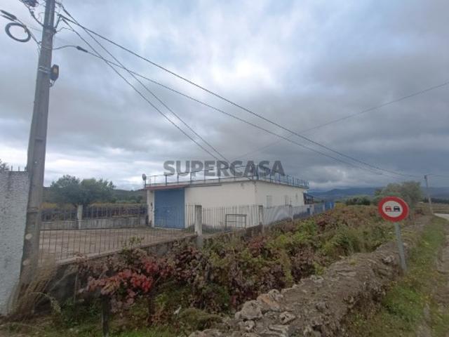 Armazém venda em Alijó, Vila Real