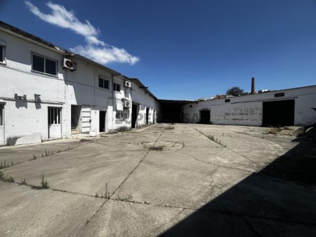 Armazém venda em Lisboa
