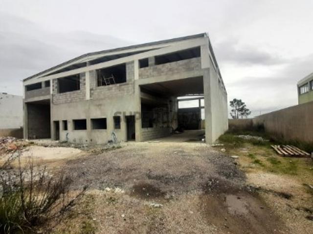 Armazém venda em Seixal, Setúbal
