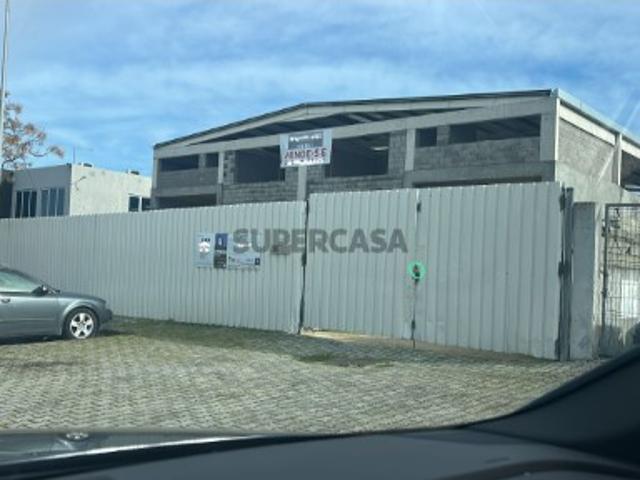 Armazém venda em Seixal, Setúbal