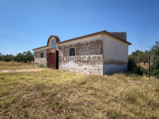 Armazém venda em Évora