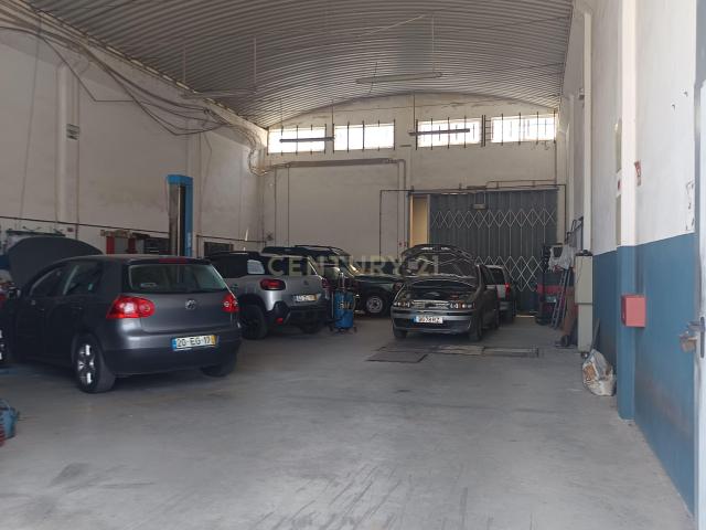 Loja venda em Varzinha, Setúbal