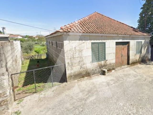 Armazém venda em Faíl e Vila Chã de Sá, Viseu