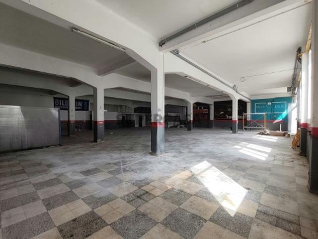 Armazém venda em Seixal, Amora