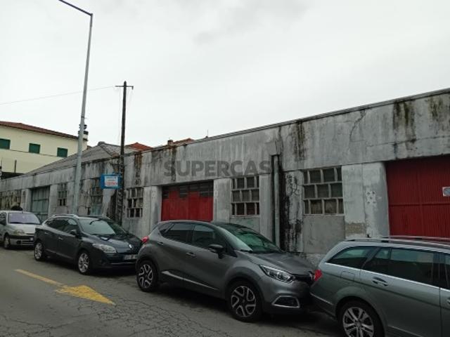 Armazém venda em Vila Nova De Gaia, Porto